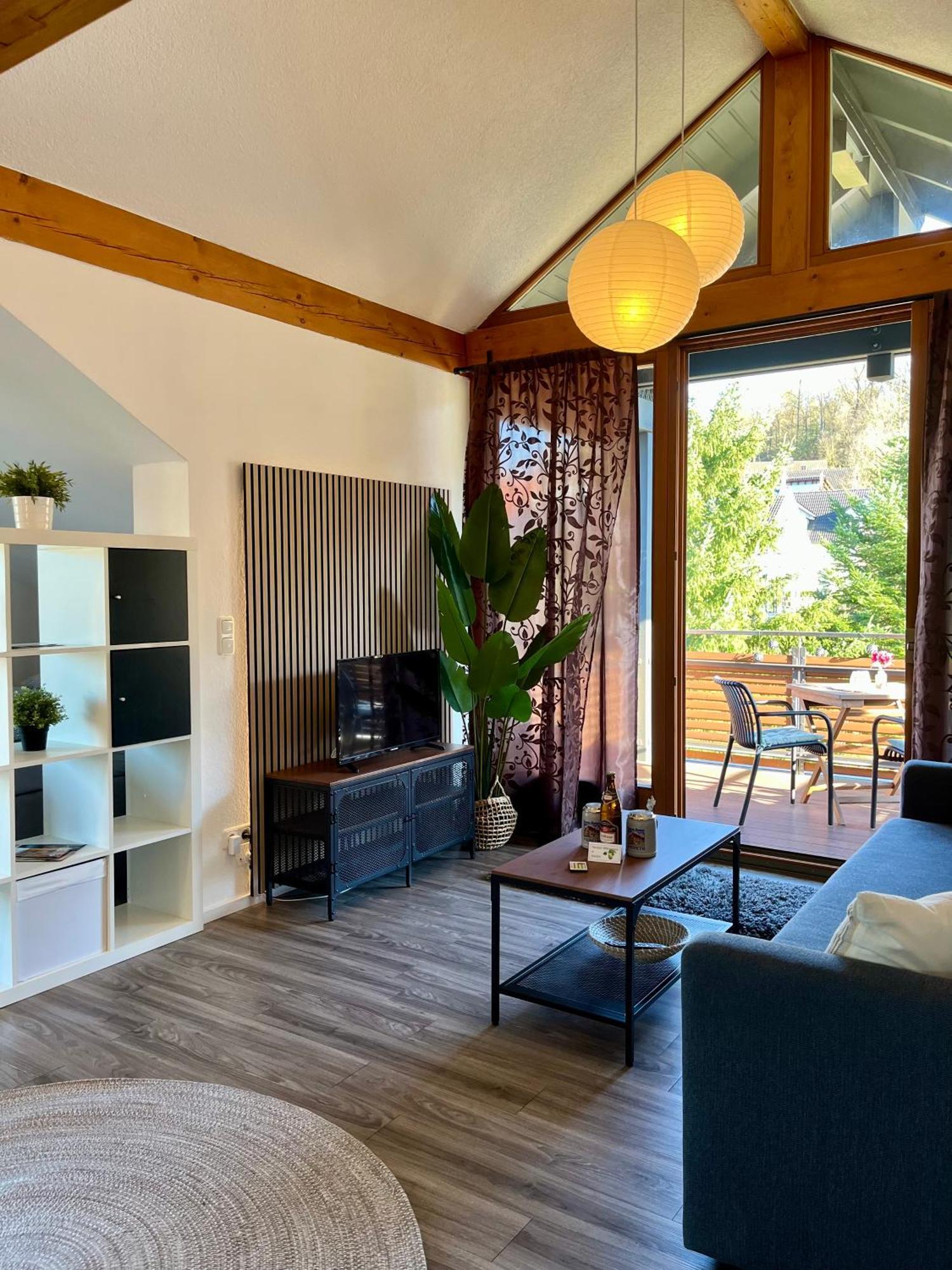 Appartement Mit Blick Ins Gruene Viereth-Trunstadt Exteriör bild